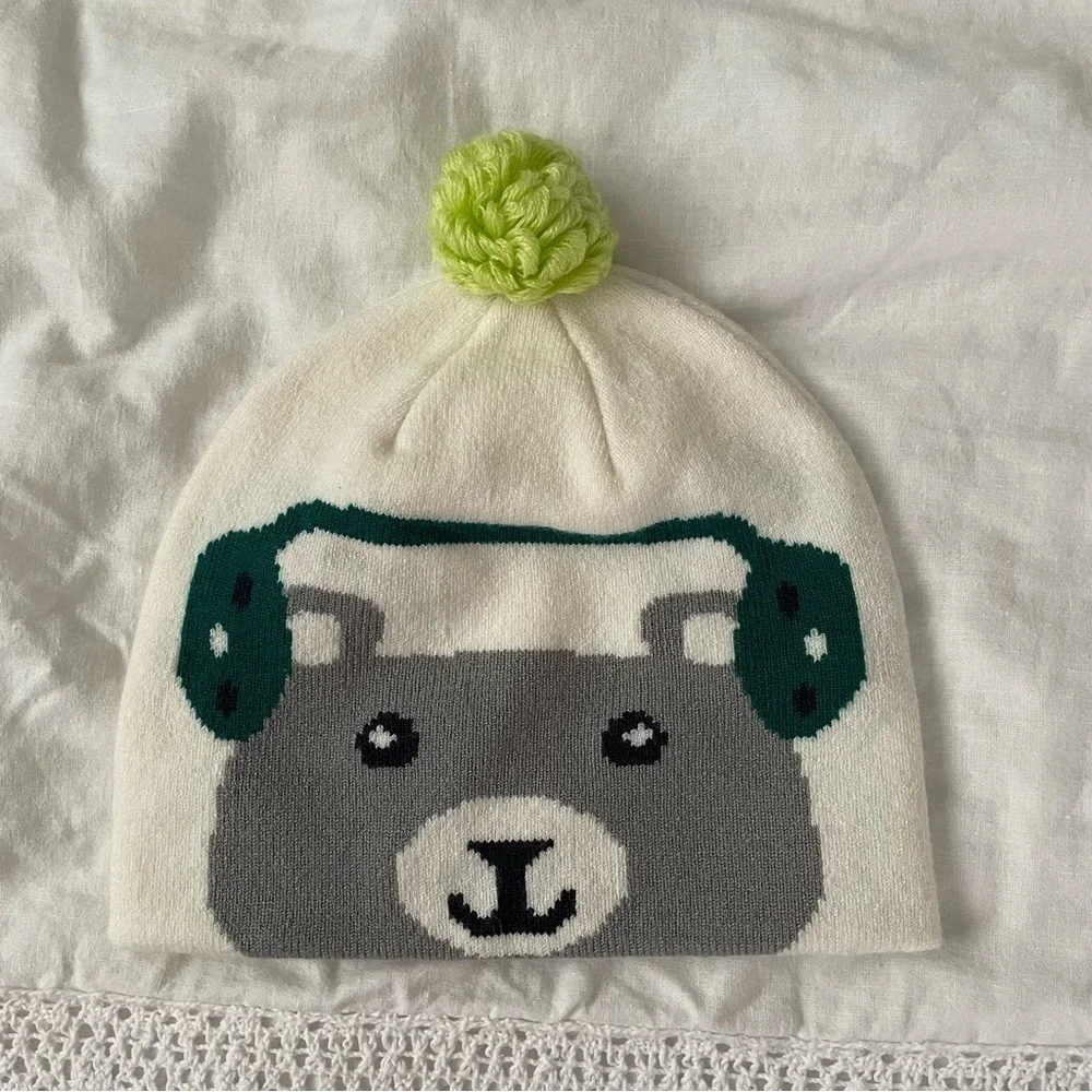 Columbia Beanie Hat Knit Bear headphone music earmuff white animal